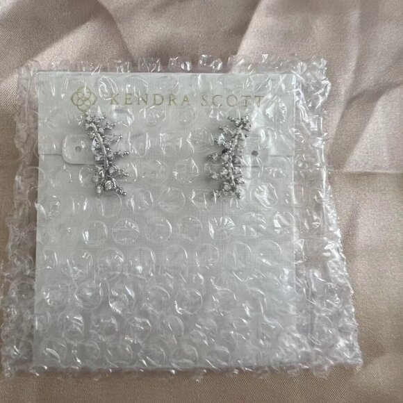 Kendra Scott Stud Earrings - Picture 6 of 6